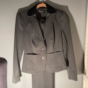 Sassy work suit Business chic